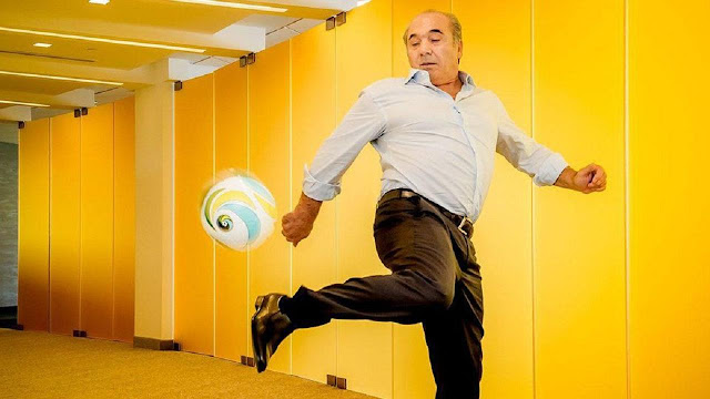 Rocco Commiso, Anak Tukang Kayu Miskin yang Kini Jadi Pengusaha Berdasi Rocco Commiso, Anak Tukang Kayu Miskin yang Kini Jadi Pengusaha Berdasi