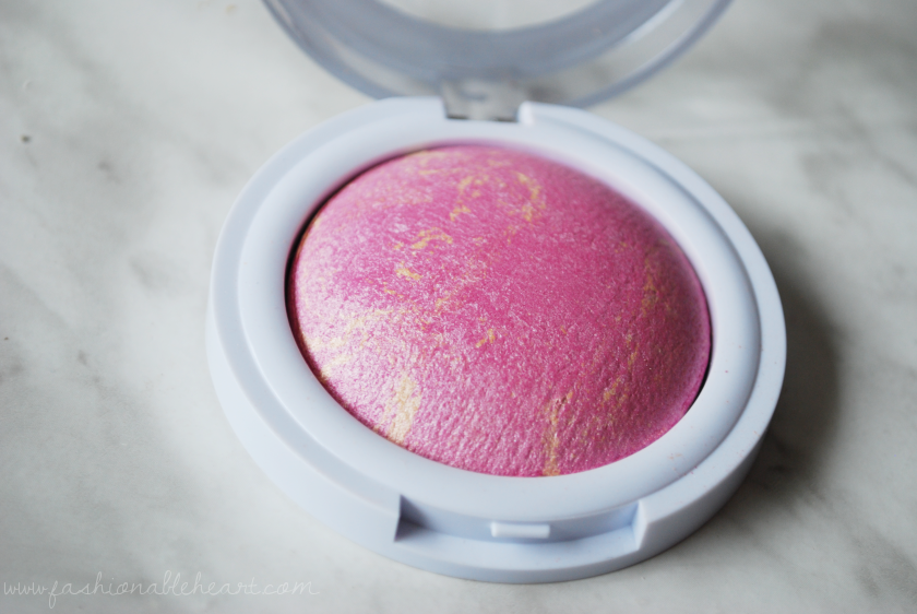 Fashionable Heart Hard Candy Living Doll Baked Blush