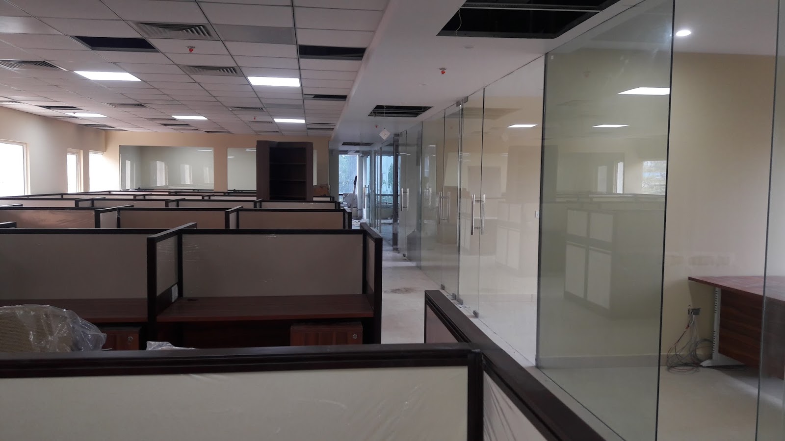 ddecorarch office corporate showrooms interiors construction