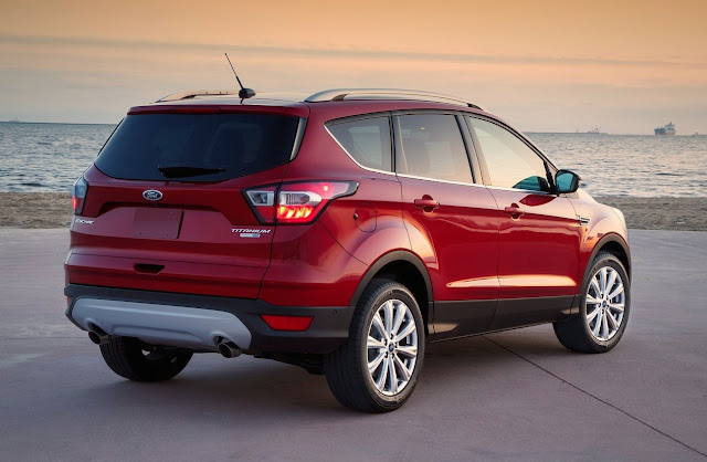 Escape 2017 Ford Escape red rear