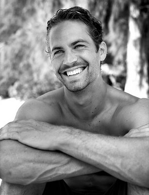 http://4.bp.blogspot.com/-rd7gs4hoeFU/TboETwzx-MI/AAAAAAAAARM/NwFYp5THHSg/s1600/paul_walker7.jpg