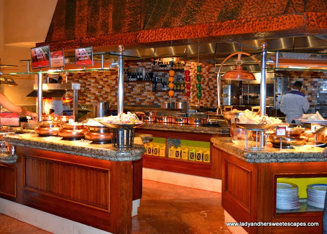Indian buffet section at Kaleidoscope in Atlantis The Palm