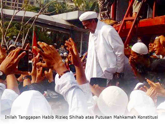 Inilah Tanggapan Habib Rizieq Shihab atas Putusan Mahkamah Konstitusi Inilah Tanggapan Habib Rizieq Shihab atas Putusan Mahkamah Konstitusi