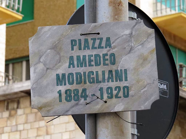 Piazza Amedeo Modigliani sign, piazza Attias, Livorno