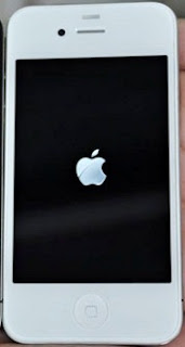 fix iphone 4 stuck on apple boot logo