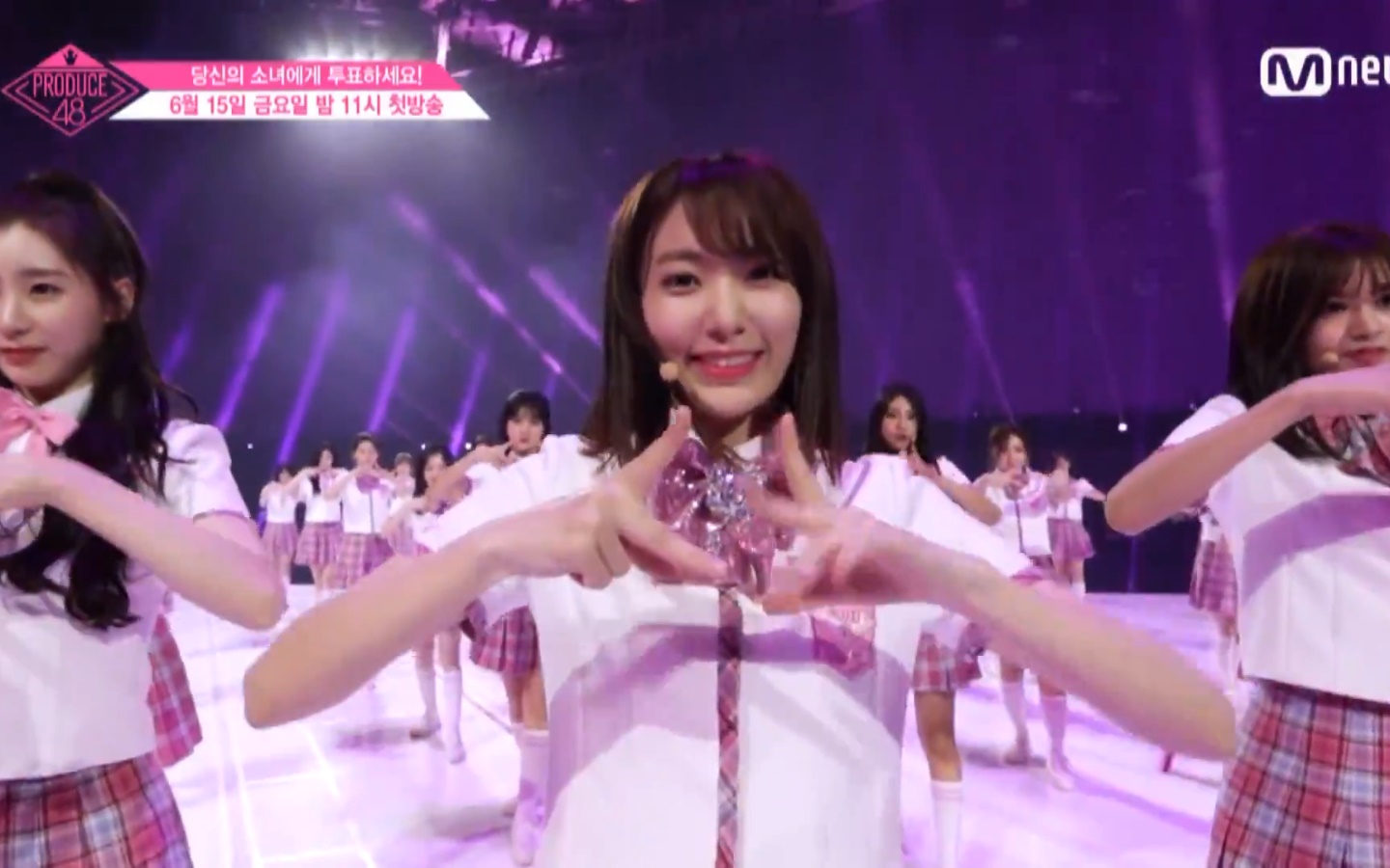 【PRODUCE48】宮脇咲良センターの団体曲「Pick Me」初ステージが韓国で話題に…大手芸能ポータルサイトでランキング1位を記録