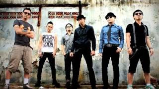 Lirik Lagu Tipe-X - Cuma Main Main