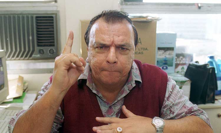 Ícone do jornalista, Gil Gomes morre aos 78 anos em São Paulo
