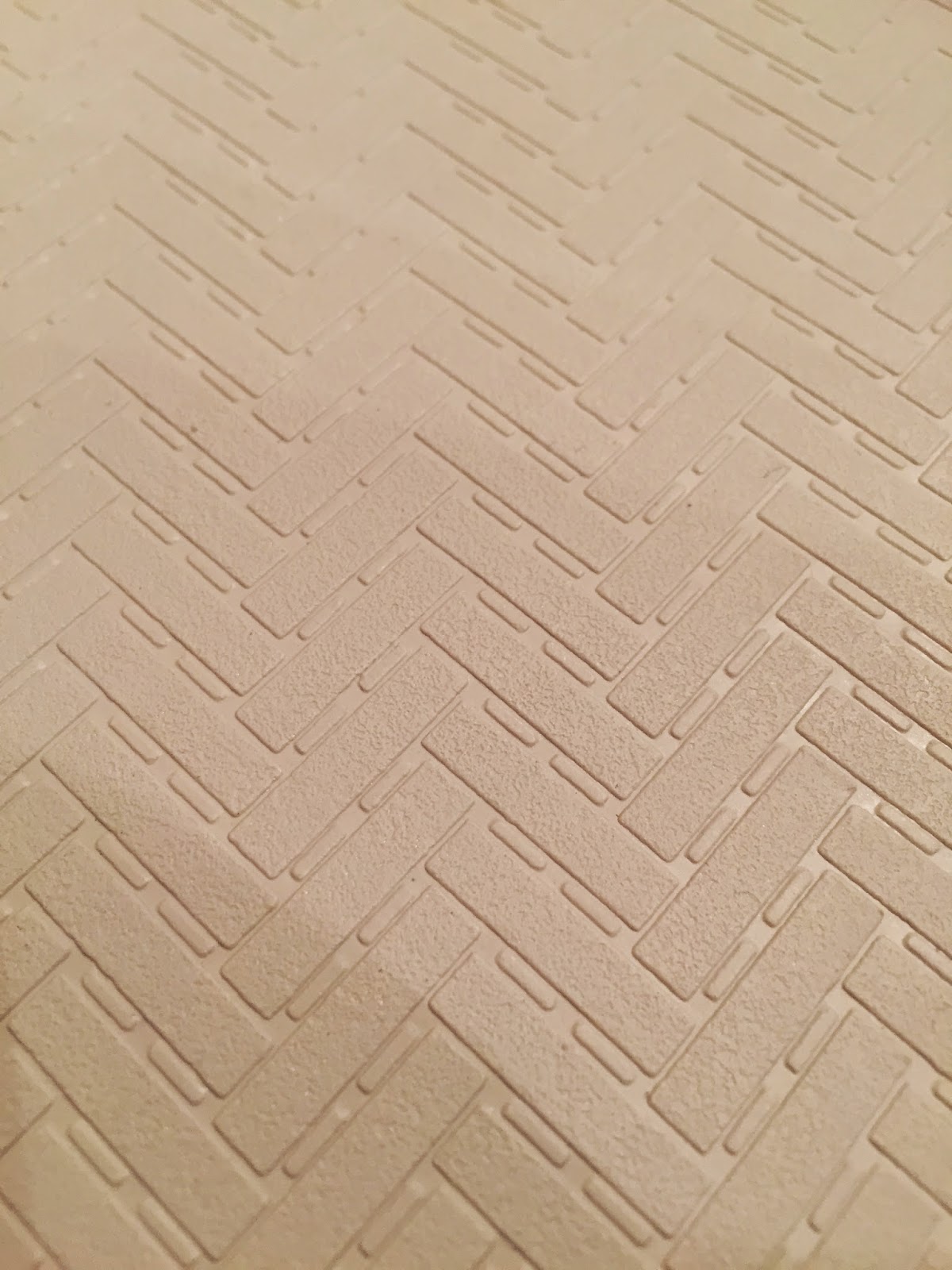 Loves Epica AntiSlip AntiBacterial Bath Mat 16" x 28" Review