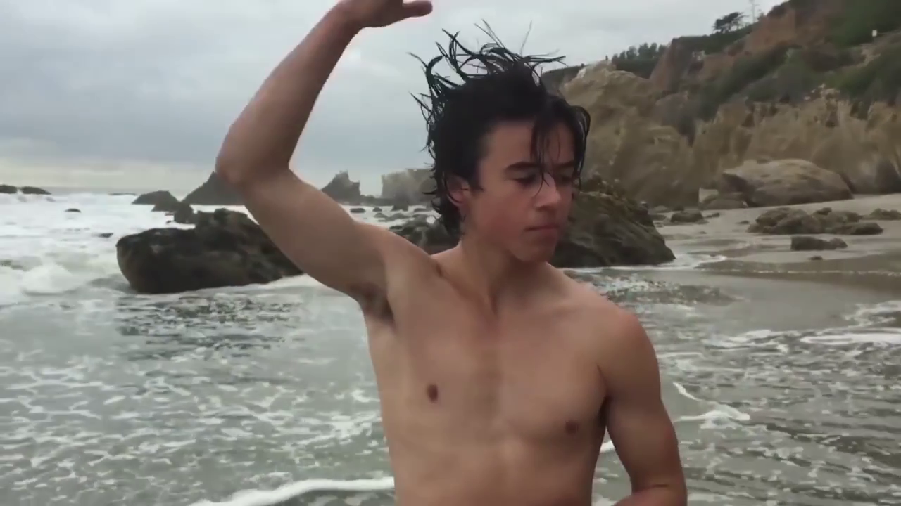 Beauty and Body of Male : Keean Johnson - Shirtless & Barefo