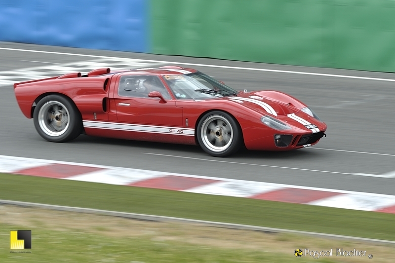 Classic Day 2010 Ford GT40 photo Pascal Blachier