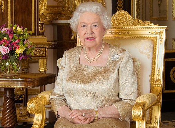 A-new-official-portrait-of-Queen-Elizabeth-for-Canada-Day.jpg