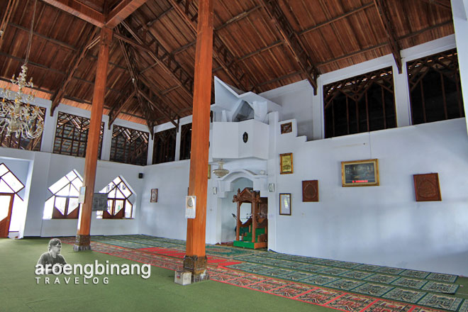 balkon mihrab masjid agung al-falah kyai mojo minahasa sulawesi utara