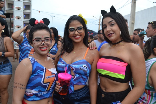 3º DIA DE CARNAVAL DE MACAU – BLOCOS – CORDÃO DA FANTASIA