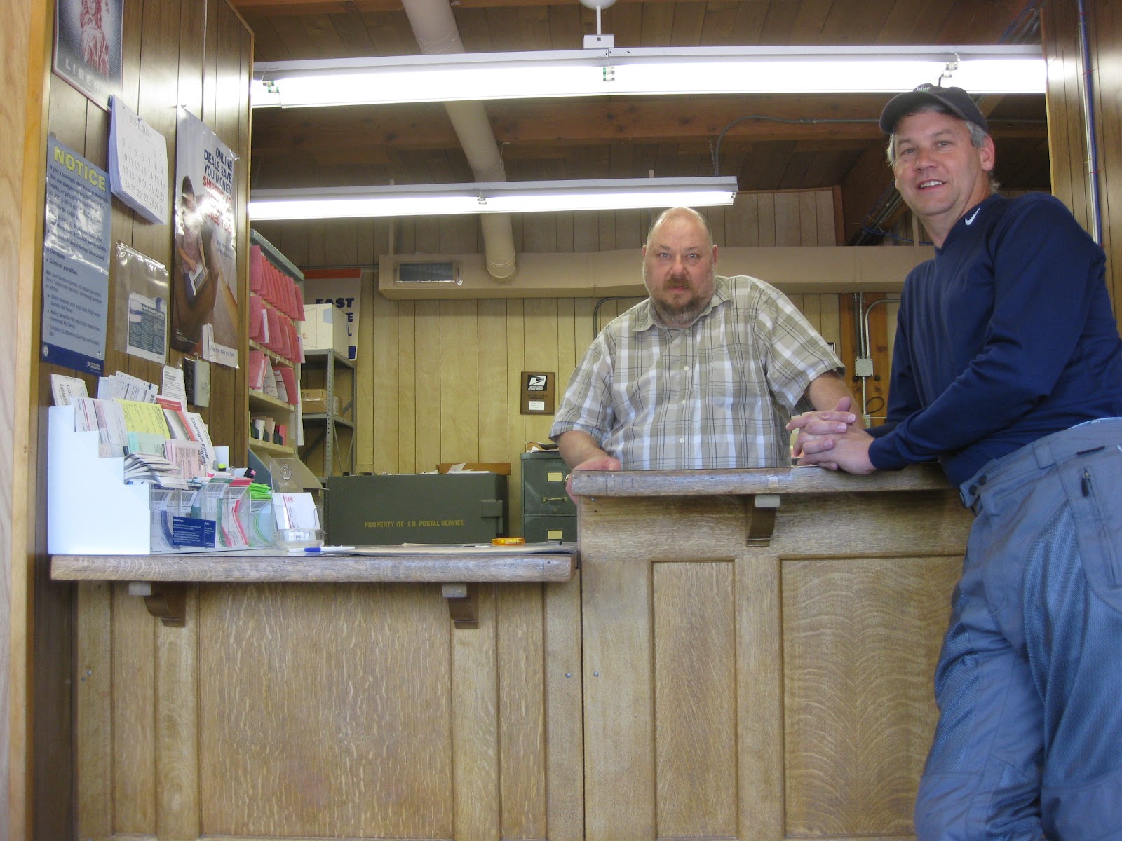 Northwest Motorcycle Rides and Oregon Rural Post Office Visits Rufus