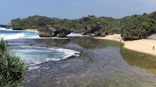 Pantai Krakal gunungkidul Pantai Krakal gunungkidul