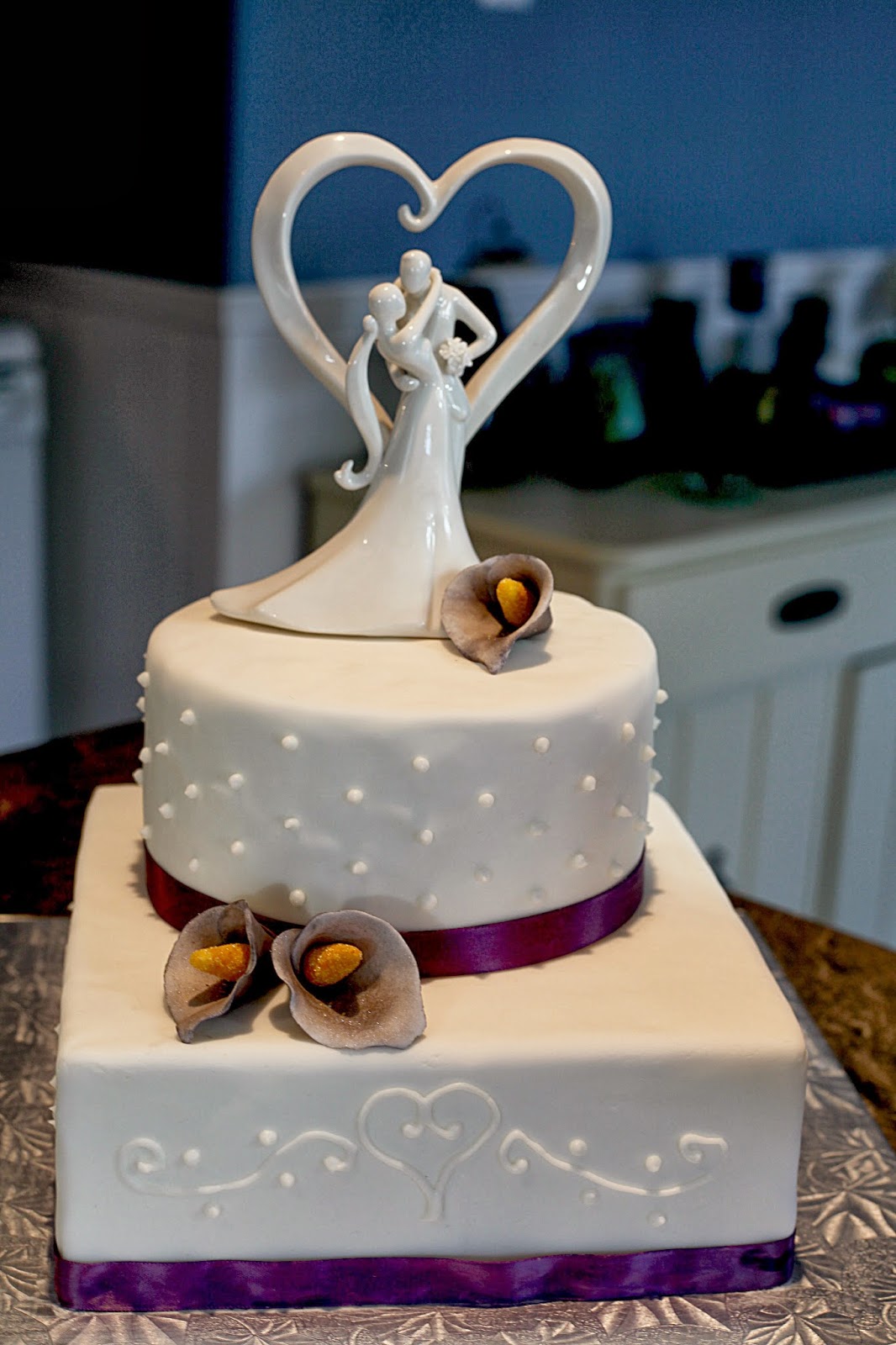 Second Generation Cake Design Purple Calla Lily Wedding Cake