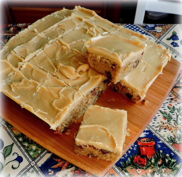 Chocolate Chip Banana Brownies