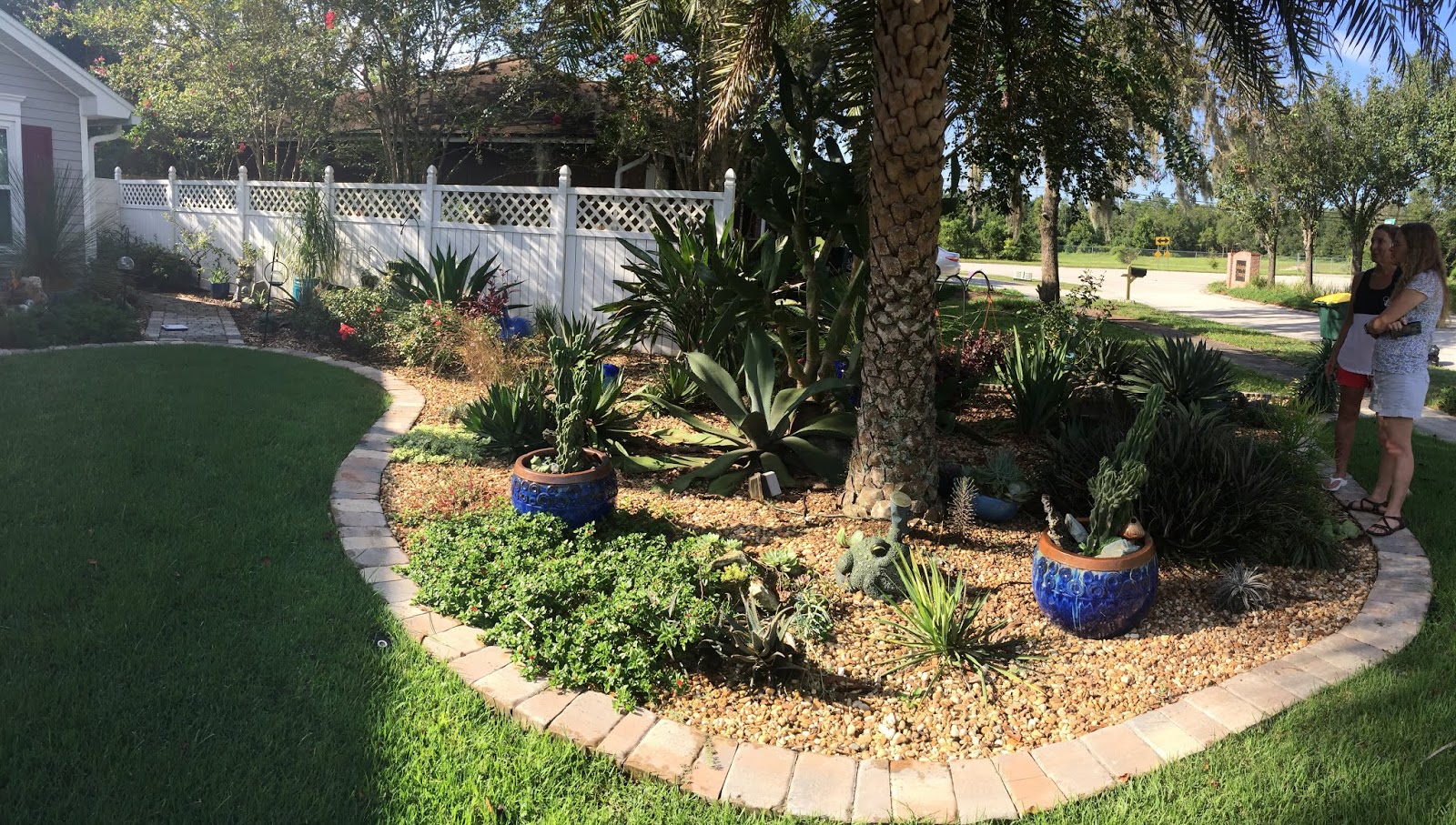 Mandarin Garden Club September Yard of the Month