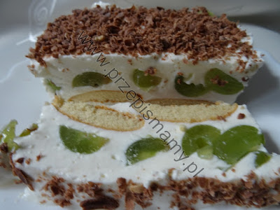 Ciasto bez pieczenia z winogronem Ciasto bez pieczenia z winogronem
