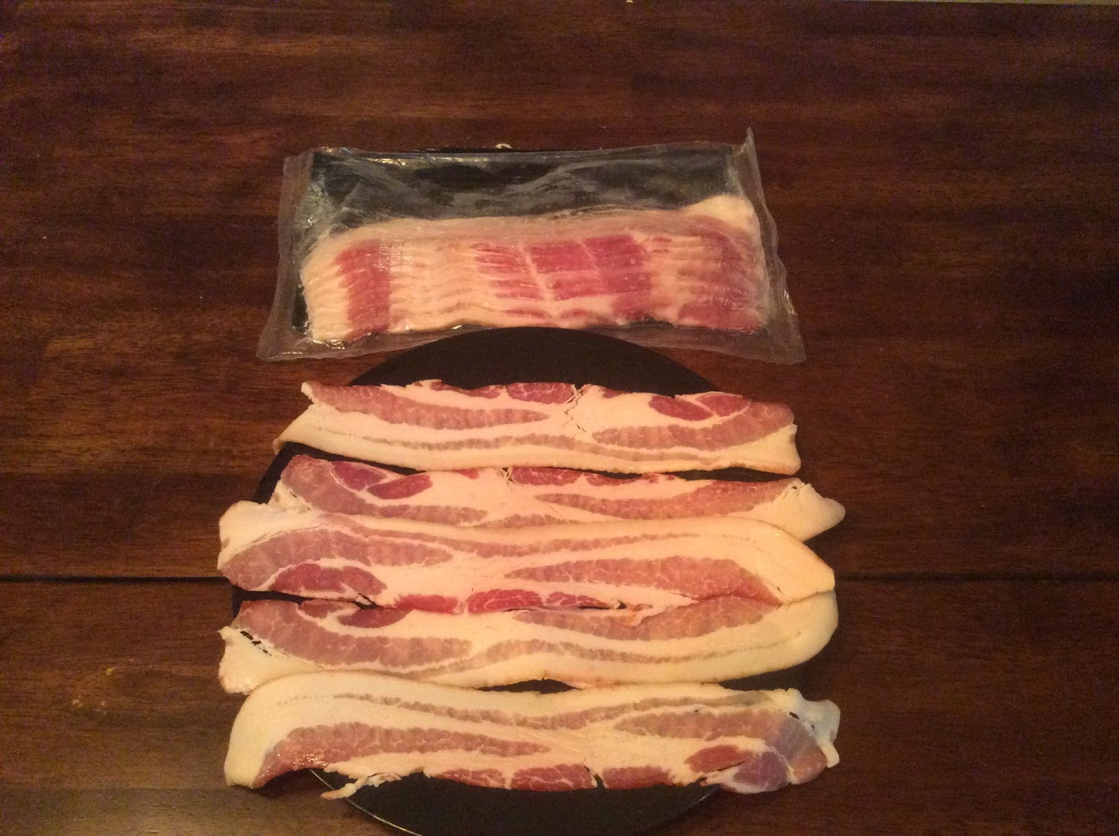 HOMEMADE PET TREATS AND RECIPES BACON DOG BONES, HOMEMADE BACON DOG BONES