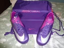 nike hypervenom violeta