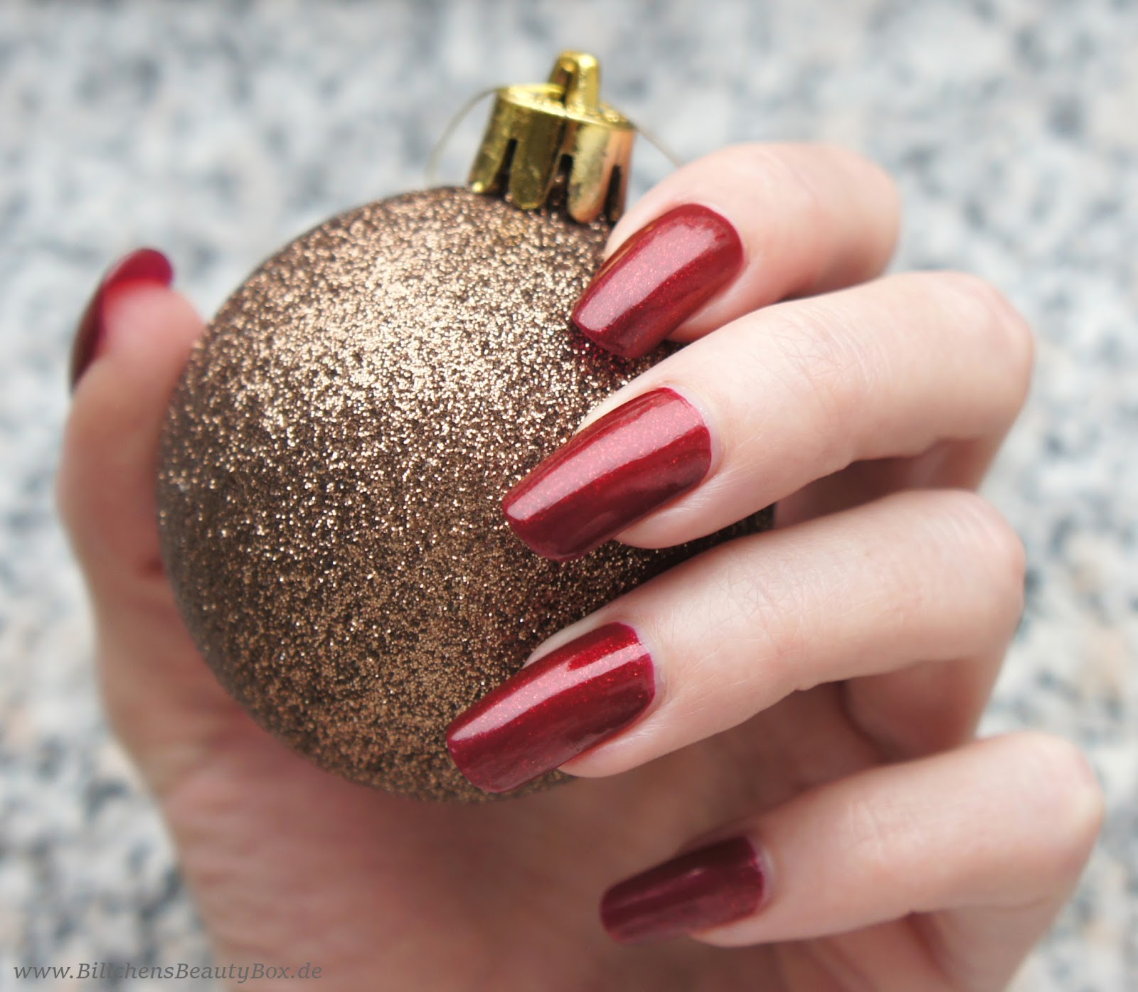 [Nagellack] OPI Red Fingers & Mistletoes