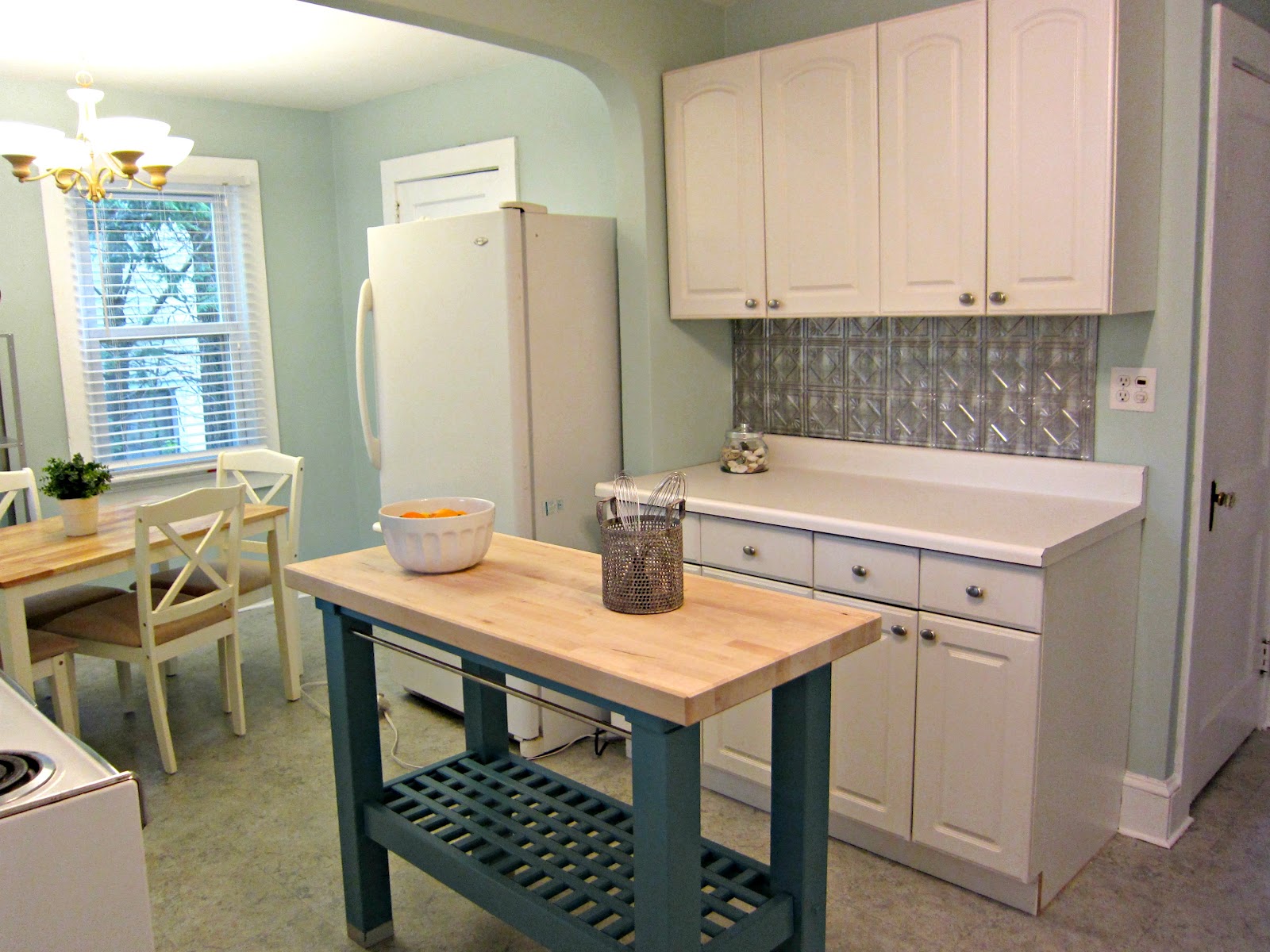 A Place 2 Call Home Kitchen Makeover I Took Off All The Magnets On Fridge Cleared Away Clutter Added New Backsplash And Replaced Hardware