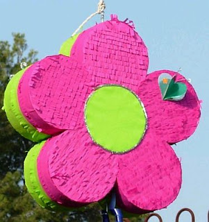 Piñatas de Flores para Fiestas Infantiles
