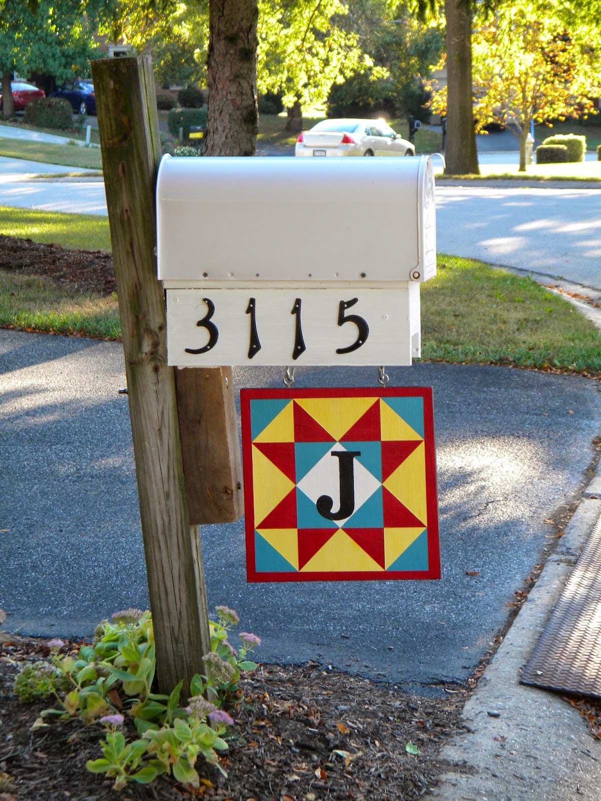 ...by CJ BARN / MAILBOX QUILT