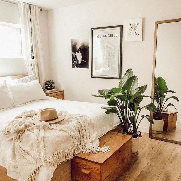 Beautiful interior design in this inspiring bedroom - found on Hello Lovely Studio