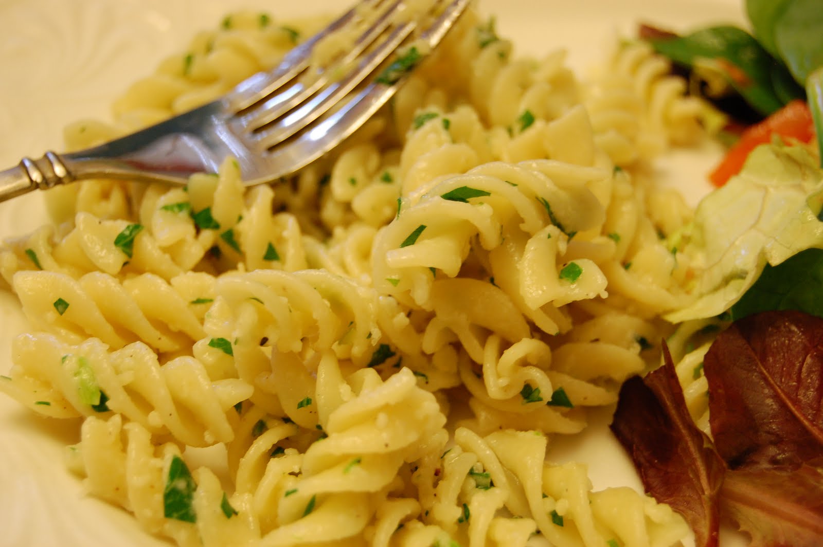 Food, Fun & Life Garlic Herb Pasta
