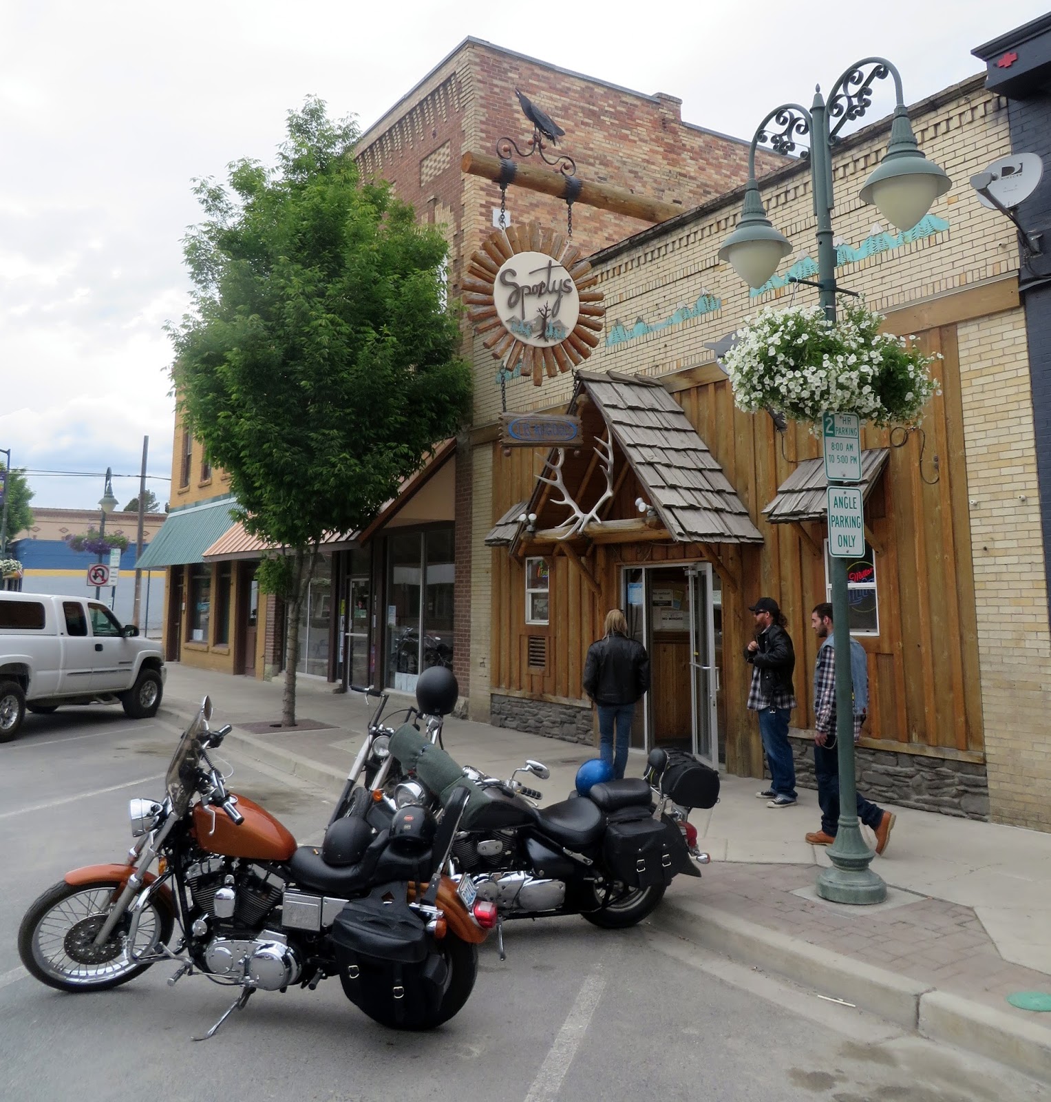 Blog 2538 Sportys, Chewelah, WA 5/25/2014