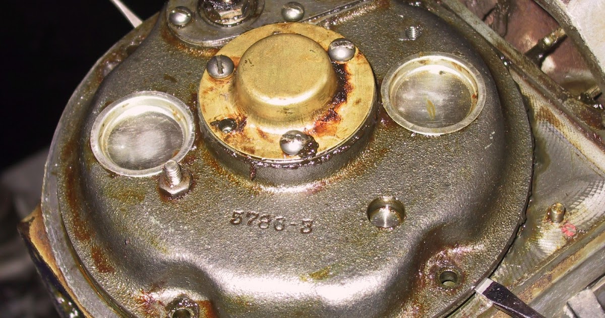 Hobart A200 Overhaul Removing Transmission Shaft Support Cover