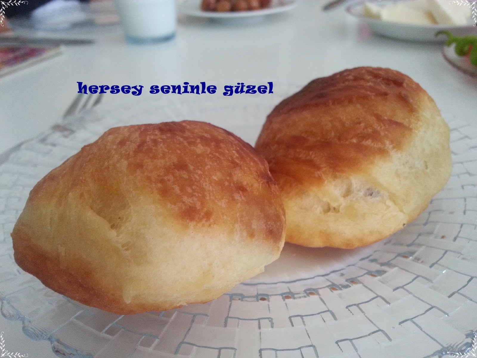 Mayasız Pişi (Mayasız Hamur Kızartması) Mayasız Pişi (Mayasız Hamur Kızartması)