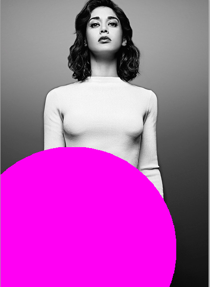 Lizzy Caplan