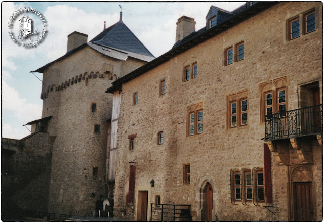 MANDEREN (57) - Château de Malbrouck
