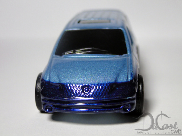 Игрушка dodge caravan