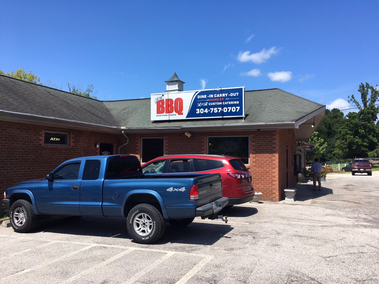 The West Virginia Hot Dog Blog Teays Valley HDJ Review L&R BBQ