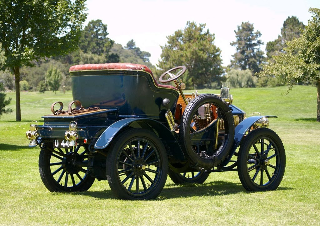 Autos El Primer Rolls Royce de 10HP construido en 1904