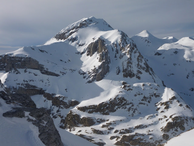 Pirineos:Refugio de Lizara-Pico Bernera