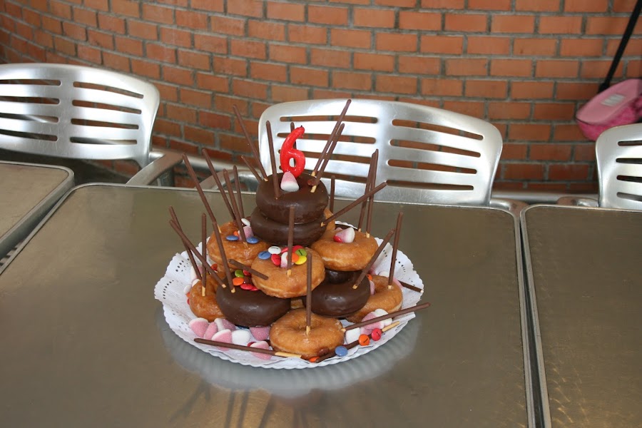 Tarta de Donuts - El Blog de Chechus