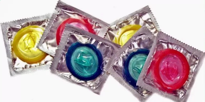 Alat Kontrasepsi Kondom Unik Saat Piala Dunia