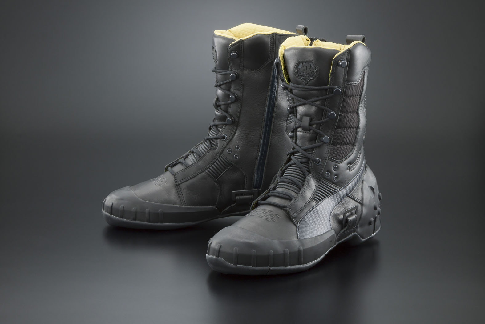 metal gear solid boots