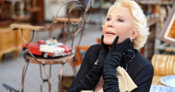 Ζωή Λάσκαρη: Το ανατριχιαστικό περιστατικό πριν πεθάνει! - Για αυτό άργησε η κηδεία.... Ζωή Λάσκαρη: Το ανατριχιαστικό περιστατικό πριν πεθάνει! - Για αυτό άργησε η κηδεία....