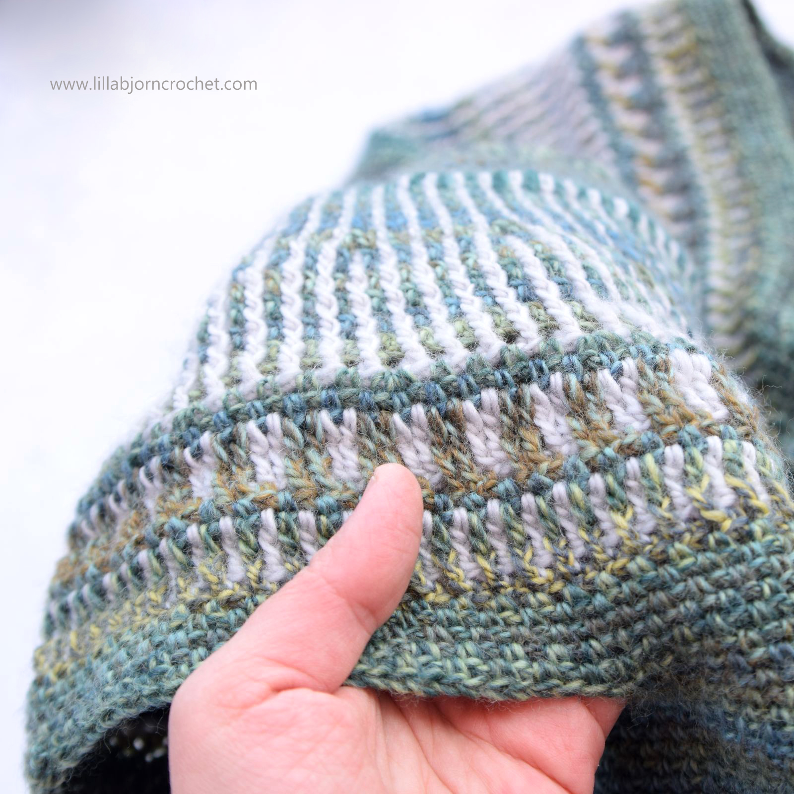 Schemes and description of knitting colors of the original and unusual shape with their own hands crocheted Schemes and description of knitting colors of the original and unusual shape with their own hands crocheted