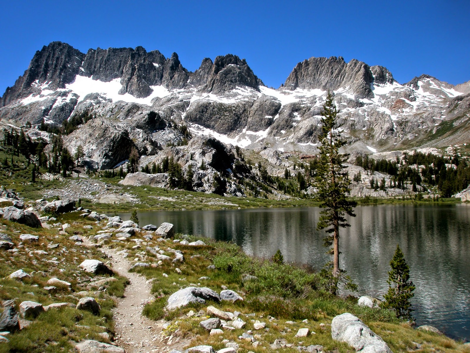 THE ENDLESS SKY Hiking to Lake Ediza