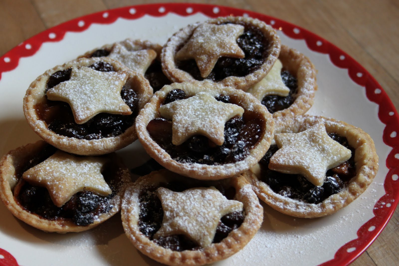♥ The Goddess's Kitchen ♥: Star-Topped Mince Pies