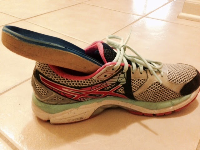 orthotic friendly athletic shoes
