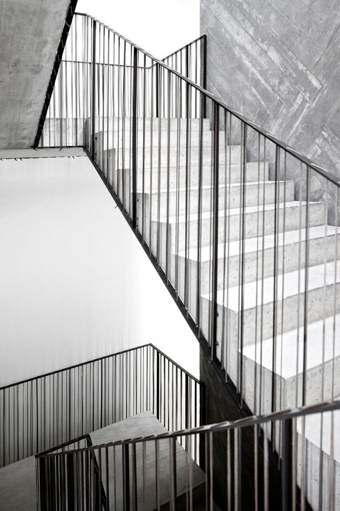 Desain Tangga Rumah Minimalis